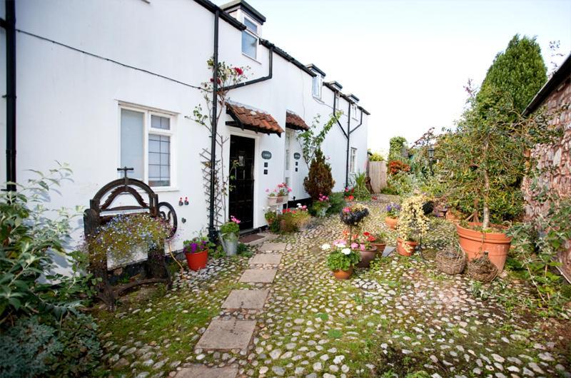 The Hood Arms Hotel Kilve ภายนอก รูปภาพ